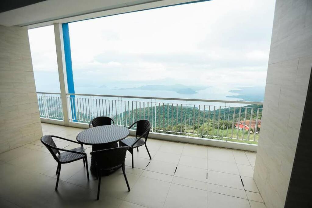 A2J Executive Studio Suite Near Skyranch & Malls Tagaytay Tagaytay City Zewnętrze zdjęcie