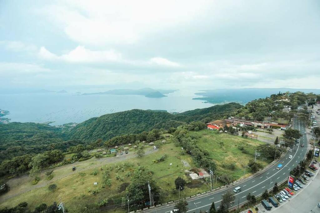 A2J Executive Studio Suite Near Skyranch & Malls Tagaytay Tagaytay City Zewnętrze zdjęcie